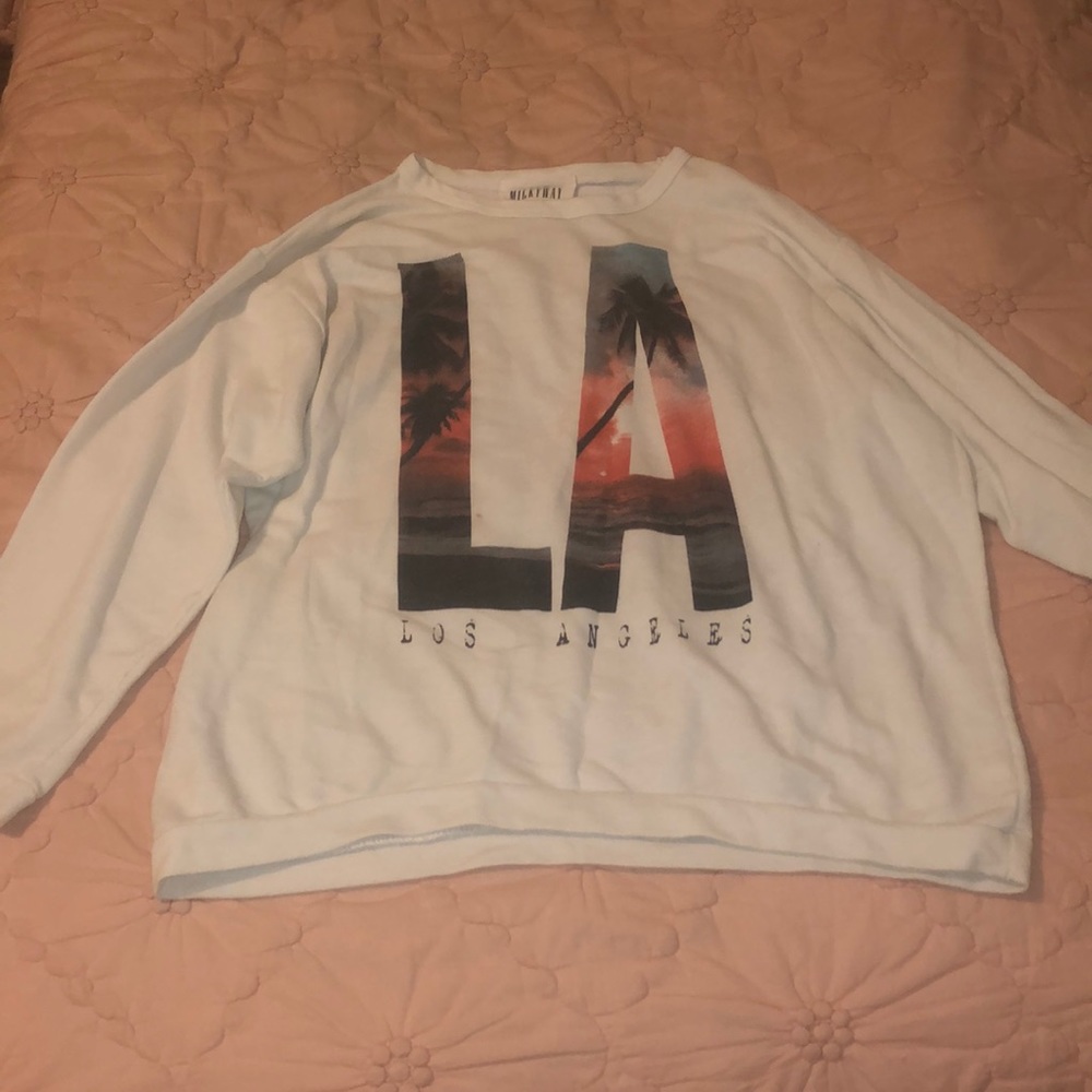 White long sleeved shirt with Los Angeles on it